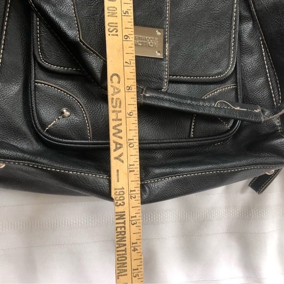 Kenneth Cole Reaction Laptop Bag - Picture 10 of 14